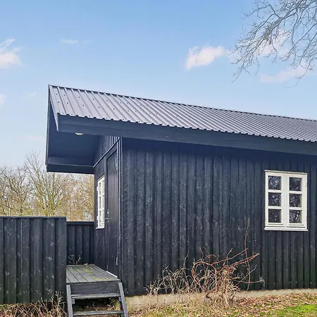 1 Bedroom Cozy In