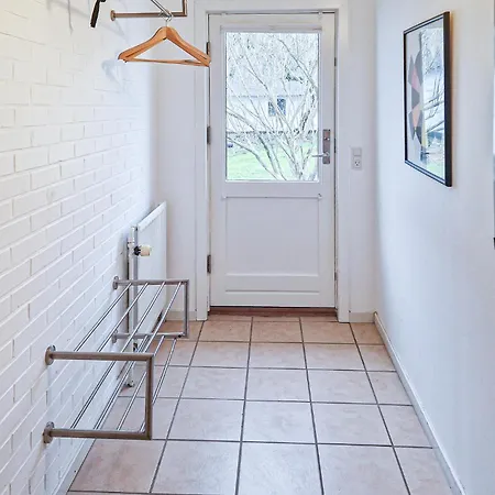 아파트 1 Bedroom Cozy In 히링