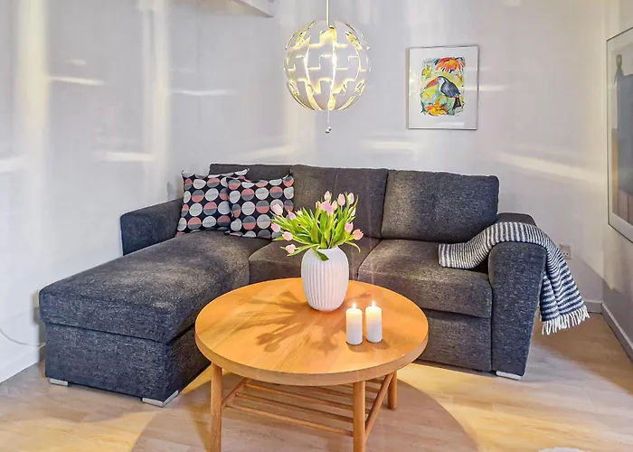 1 Bedroom Cozy In