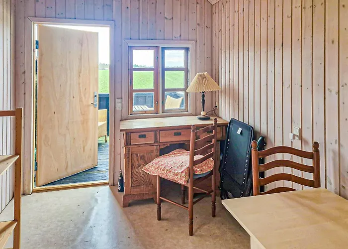 1 Bedroom Cozy In 约灵